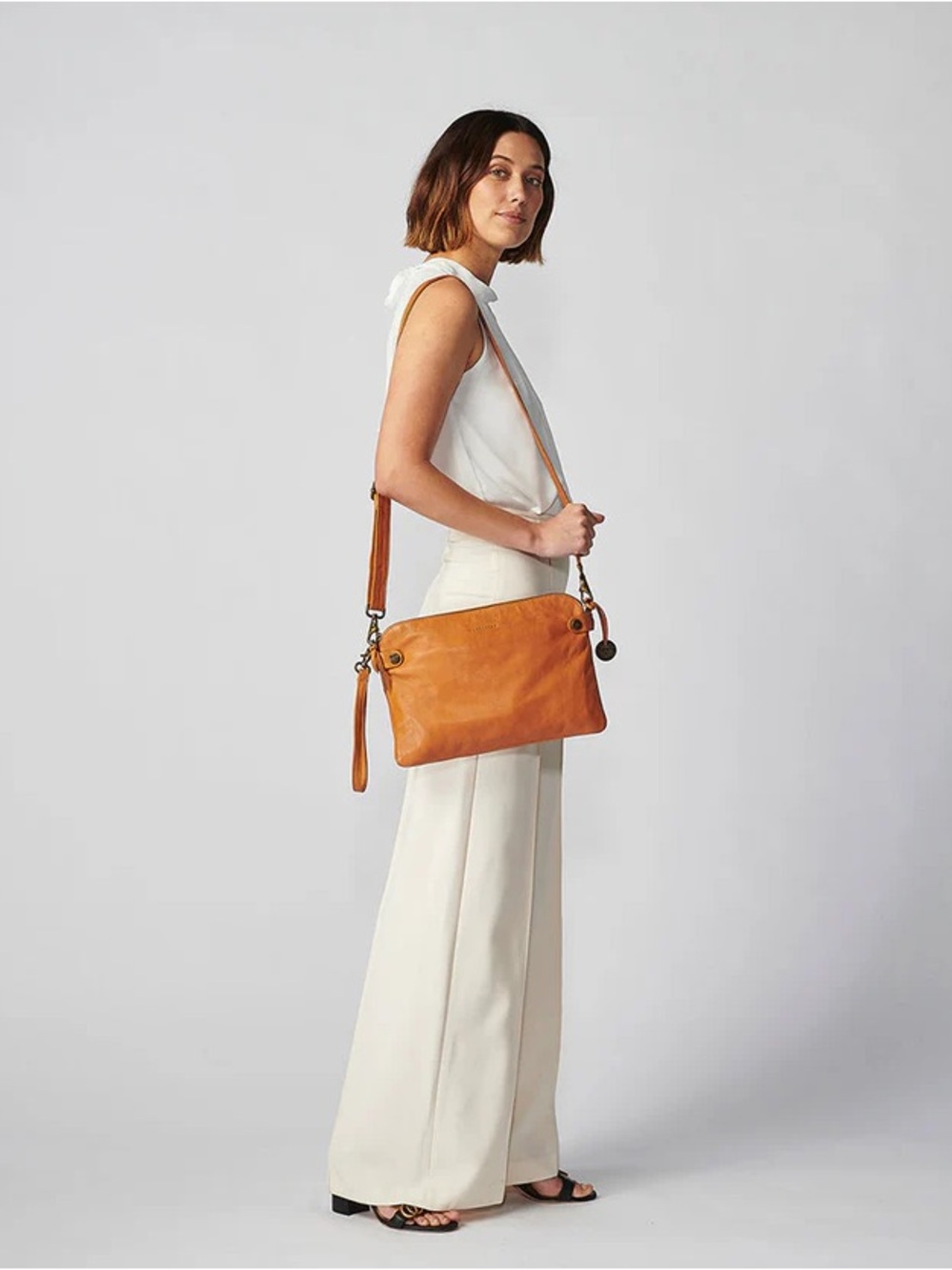Wanderers Venetian Molto Grande Tan Quality Leather Crossbody Bag Commuter NWT - Picture 11 of 14